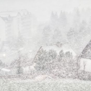 Turbulentes Dezemberwetter mit winterlichen Optionen über dem Süden von Deutschland © Martin Bloch