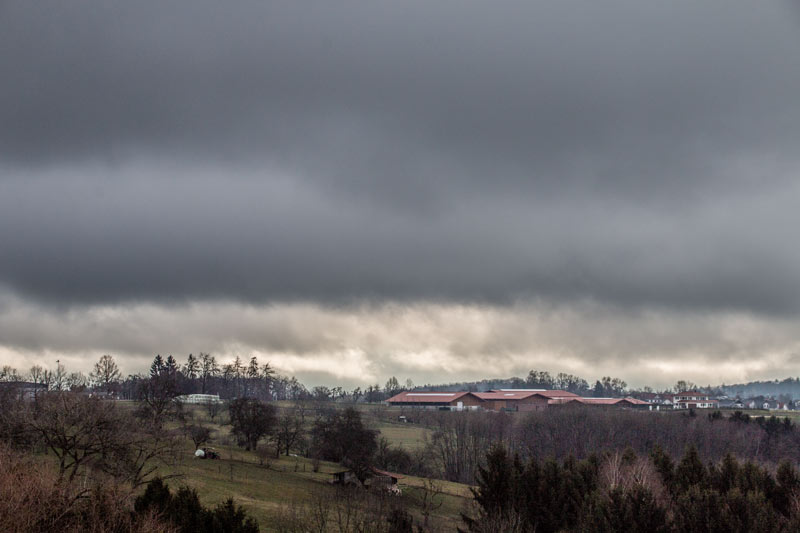 Nasskaltes Misch-Masch-Wetter mit Optionen auf winterliche Verhältnisse ab den mittleren Lagen 