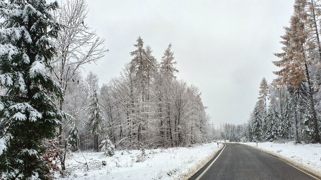 Wetter Januar 2021 Wettervorhersage Vom 11 01 2021 Grenzwetterlage Mit Frostverscharfung Zum Wochenende