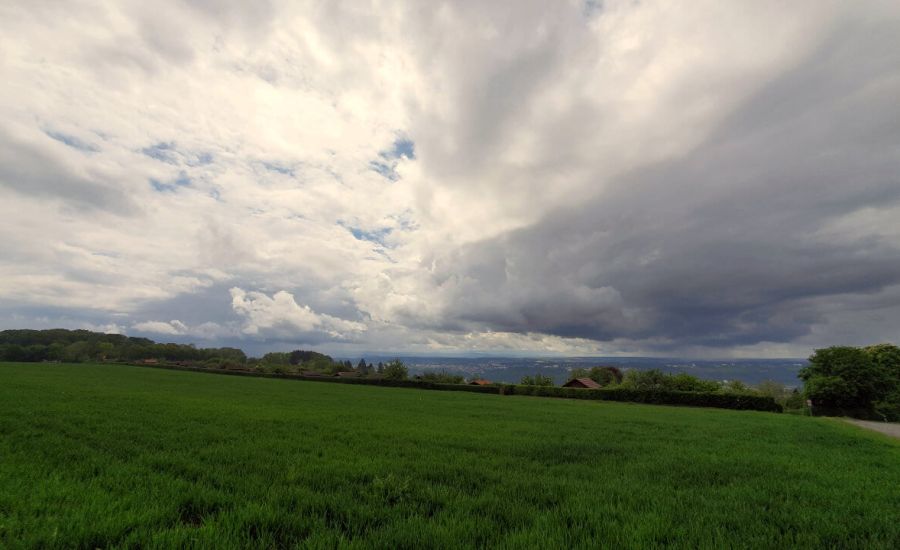 Ob Kaltlufteinbruch oder Sommerwetter, hängt von einem Hochdrucksystem ab