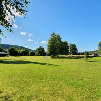 Sommerwetter mit hochsommerlichen Temperaturen