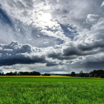 Weiter Schauer und Gewitter - teils unwetterartig ausfallend