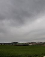 Über dem Süden kann es zur Wochenmitte zu unwetterartigem Dauerregen kommen
