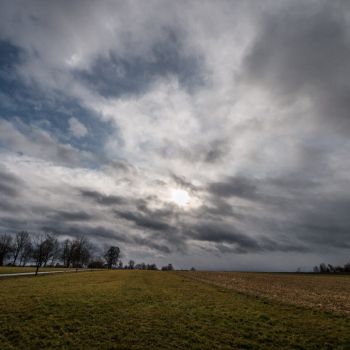 Umstrukturierung innerhalb des Polarwirbels - Frühlings- oder Winterwetter?