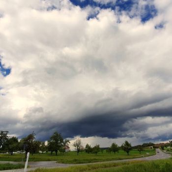 Turbulentes und zu Unwetter neigendes Maiwetter