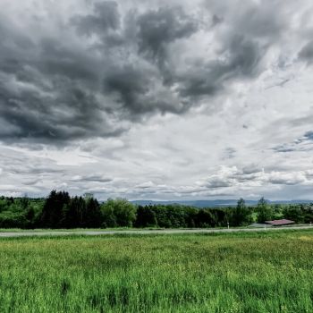 Immer wieder Schauer und Gewitter - örtlich unwetterartig ausfallend