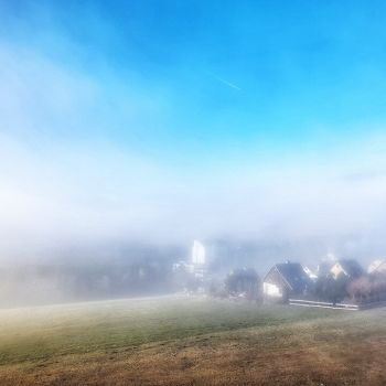 Sonne, Wolken und Nebel - überwiegend ruhiges Dezemberwetter © Martin Bloch