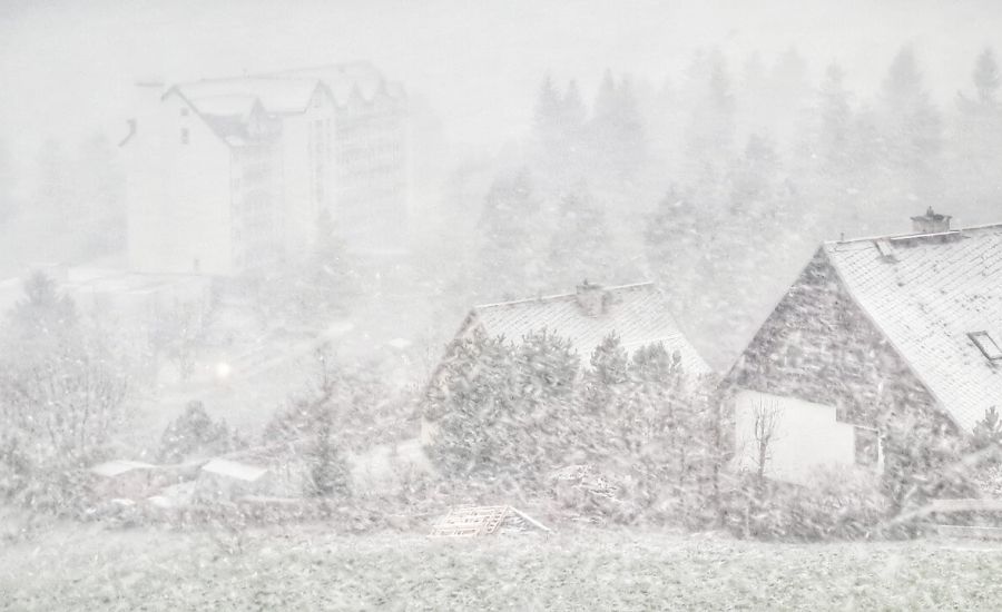 Schnee- und Schneeregenschauer © Martin Bloch